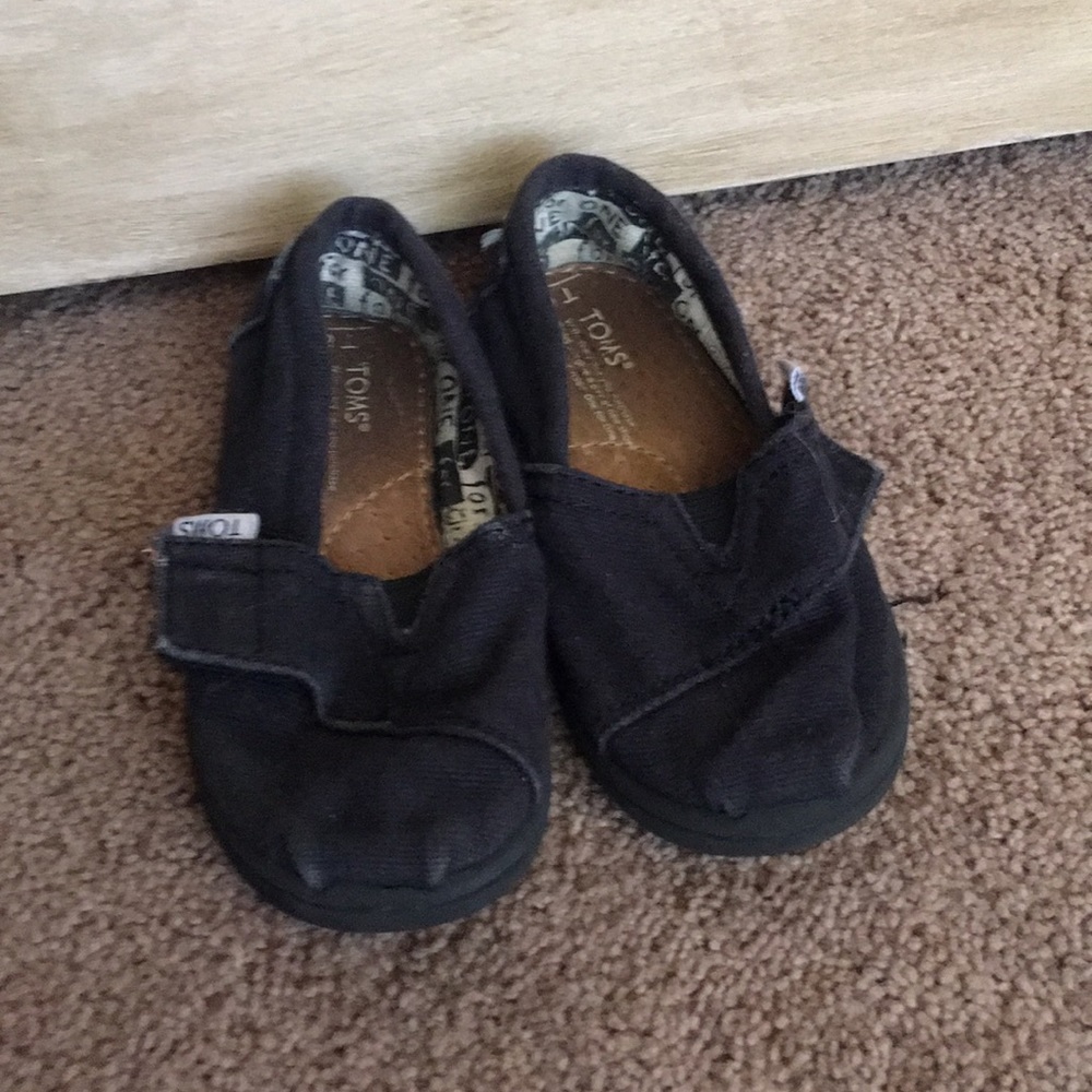 Black Toms